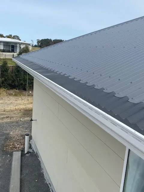 Gutter guard installed by MNCRR in Lake Cathie